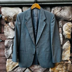Yves Saint Laurent Gray Men’s Blazer Wool 2 Button Size Medium Sport Coat